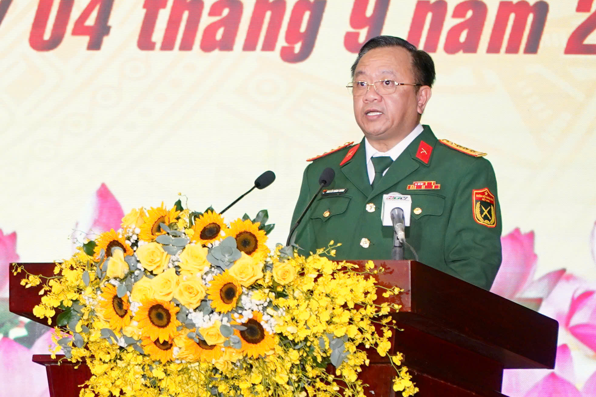 B&iacute; thư Th&agrave;nh ủy TP HCM Trần Lưu Quang dự Lễ kỷ niệm 80 năm Ng&agrave;y truyền thống LLVT th&agrave;nh phố - Ảnh 4.