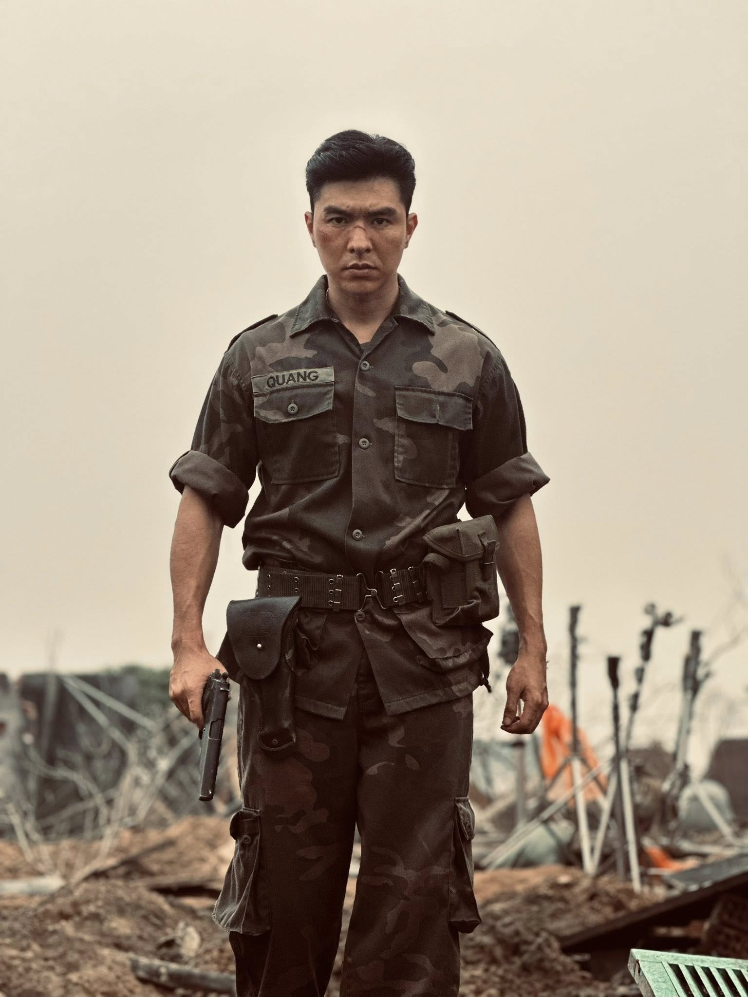 Steven Nguyễn g&acirc;y sốt với vai phản diện Quang trong "Mưa đỏ"- Ảnh 3.