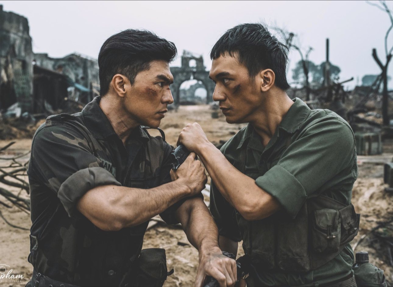 Steven Nguyễn g&acirc;y sốt với vai phản diện Quang trong "Mưa đỏ"- Ảnh 7.