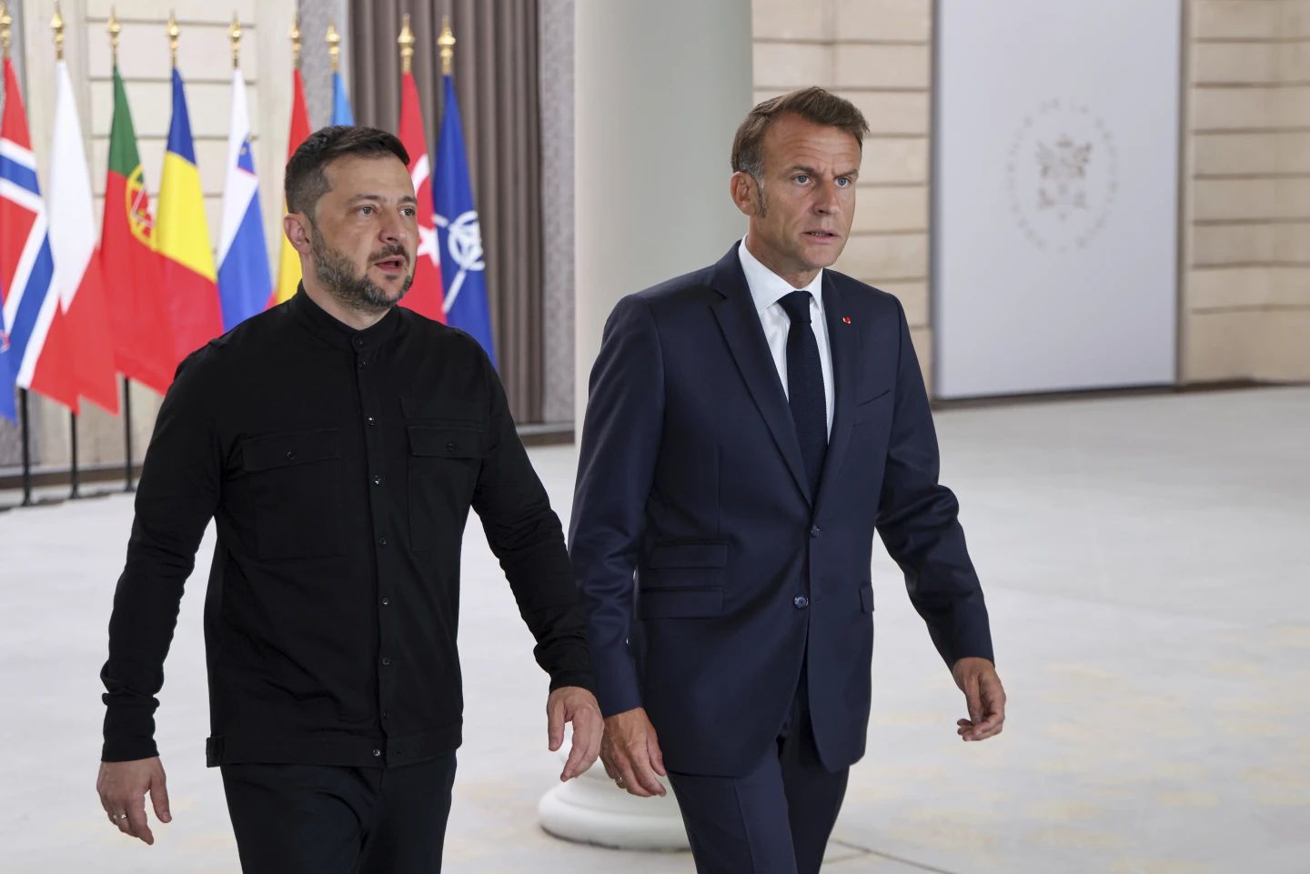 &Ocirc;ng Macron: 26 nước sẵn s&agrave;ng bảo đảm an ninh cho Ukraine - Ảnh 1.