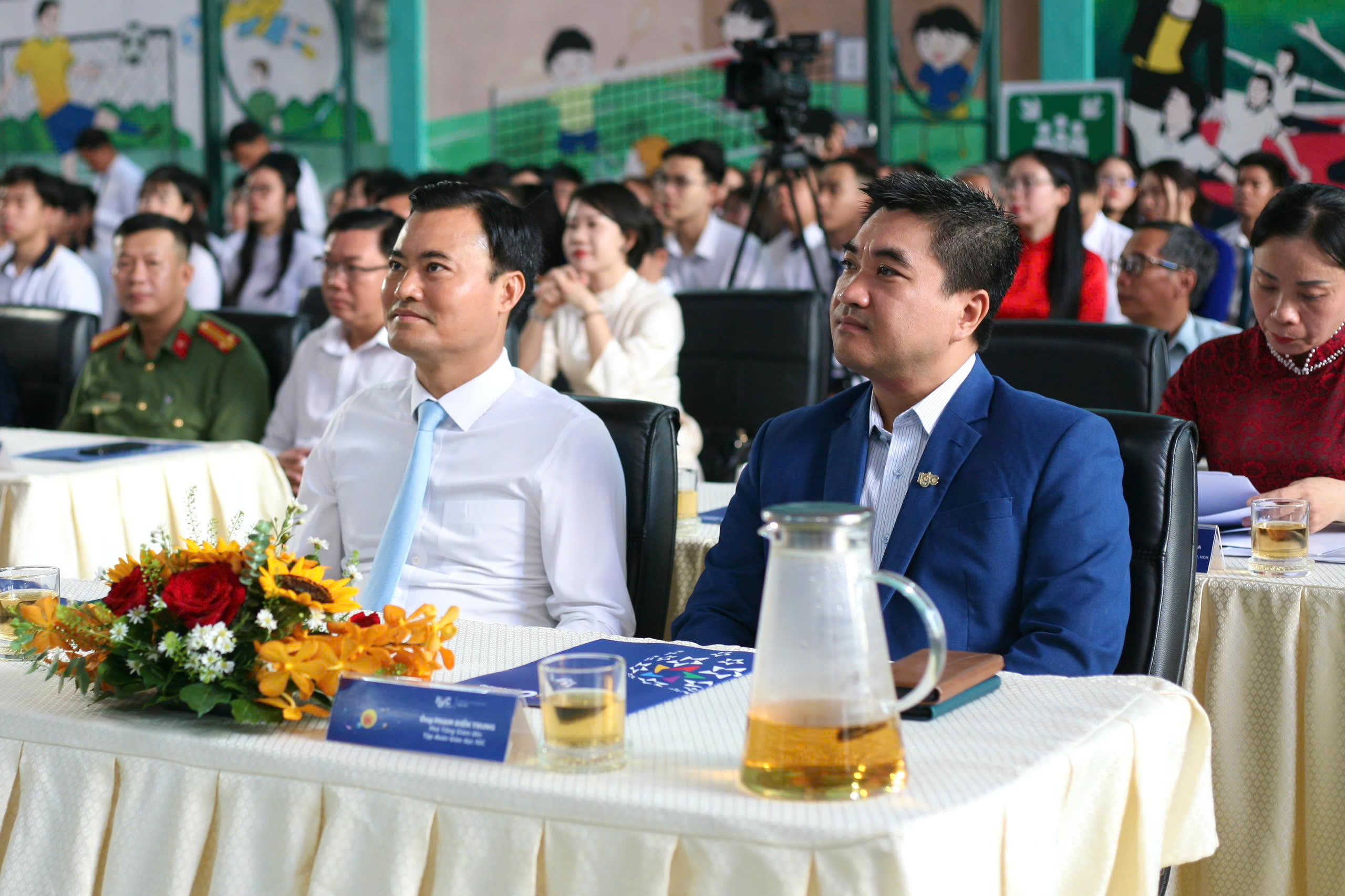 Tưng bừng khai giảng năm học mới đặc biệt chưa từng có - Ảnh 34.