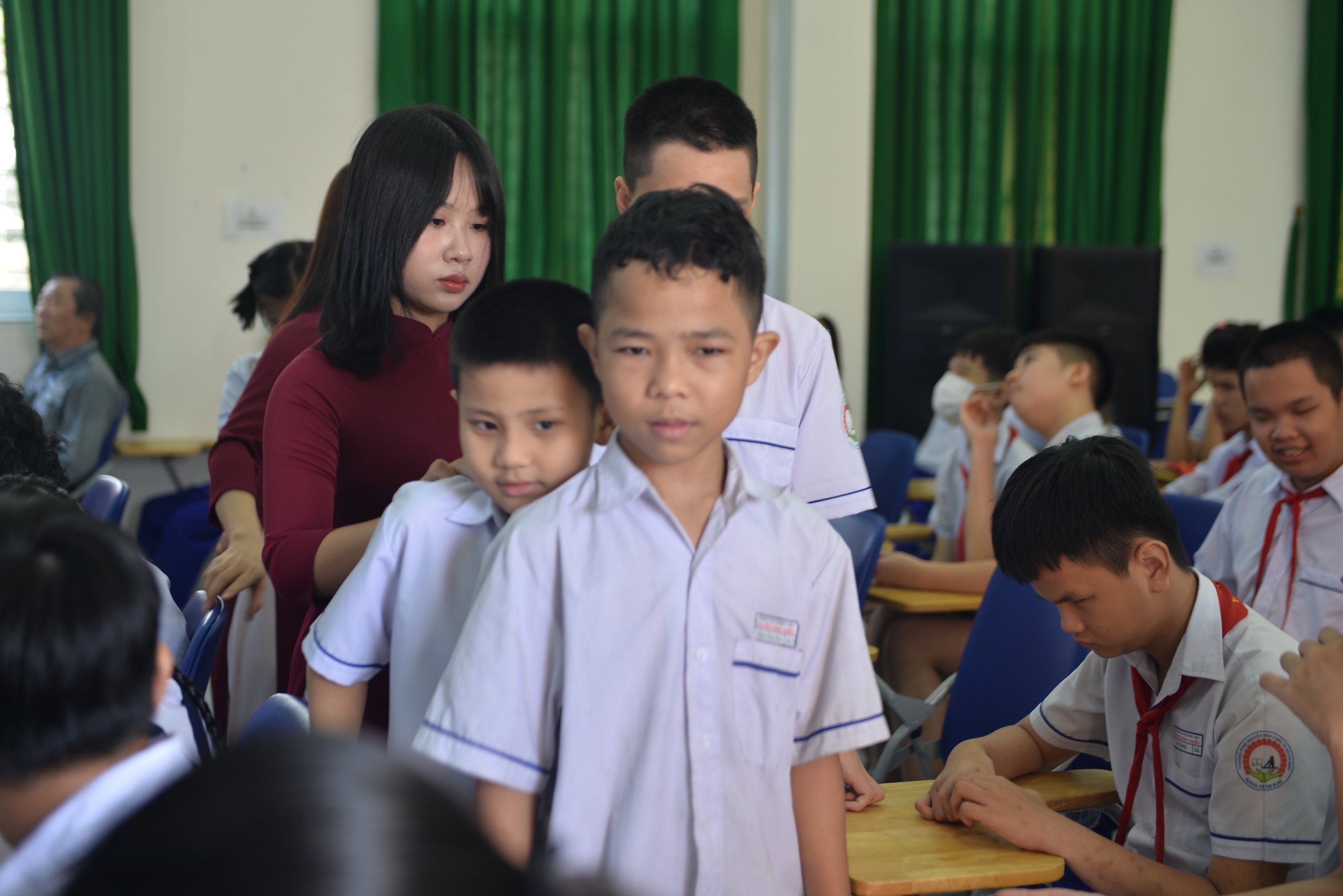 Lễ khai giảng xúc động tại trường khiếm thị Nguyễn Đình Chiểu- Ảnh 6.