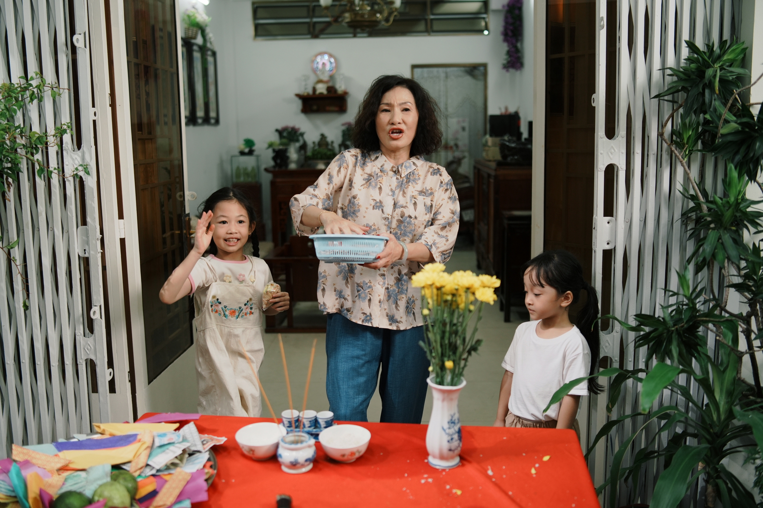 L&ecirc; Kh&aacute;nh "giật c&ocirc; hồn" hết sức m&igrave;nh- Ảnh 1.