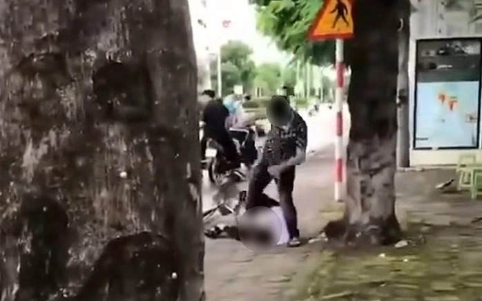 Vụ nam sinh bị đánh tới co giật trên đường: Khởi tố 1 đối tượng