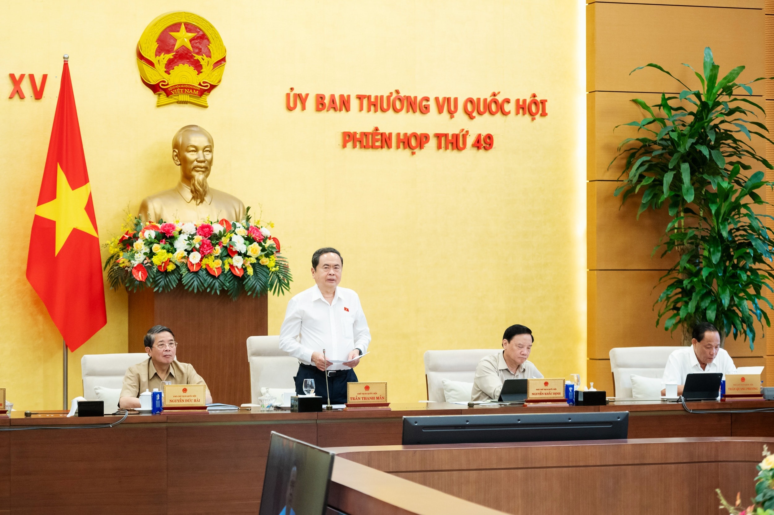 Khai mạc Phiên họp thứ 49 của Ủy ban Thường vụ Quốc hội- Ảnh 1.