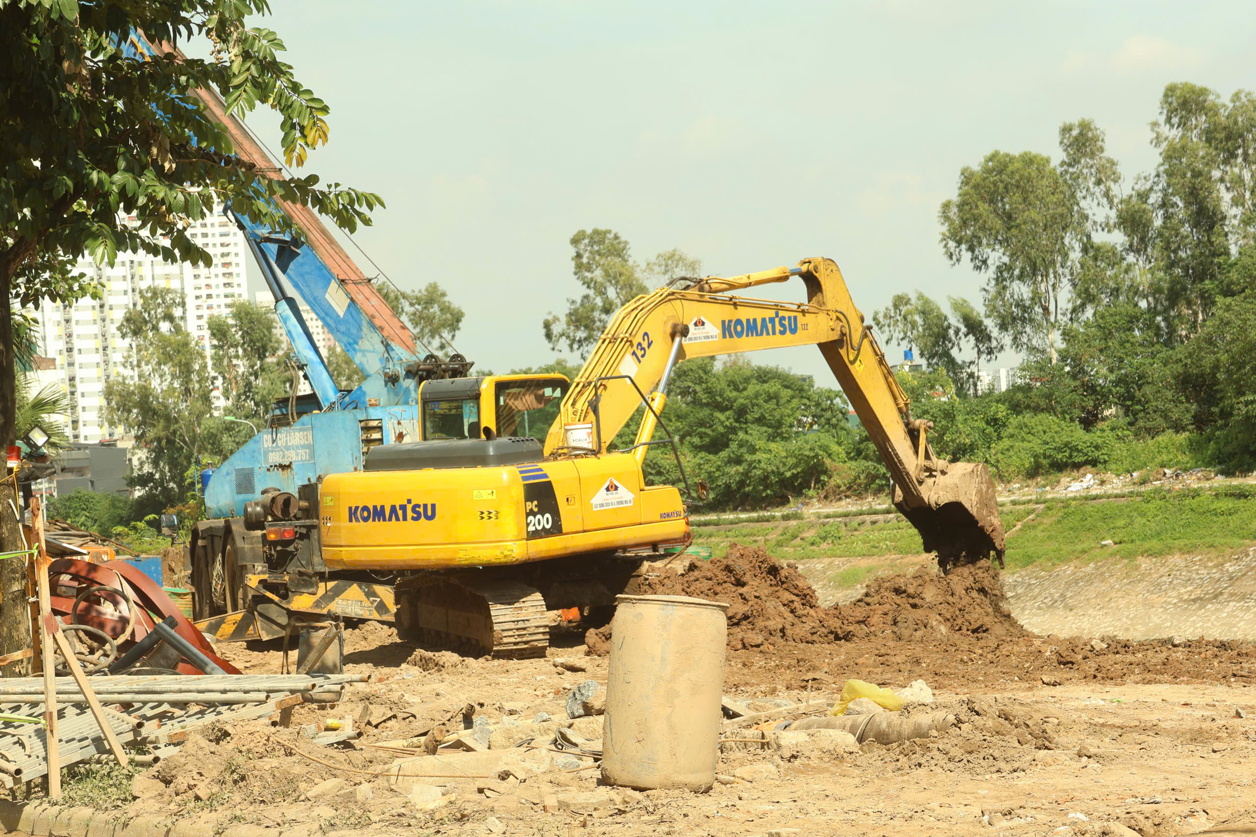 Nước s&ocirc;ng T&ocirc; Lịch lại đen sẫm sau thời gian ngắn trở n&ecirc;n trong xanh- Ảnh 7.