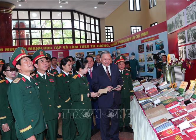 Tổng B&iacute; thư T&ocirc; L&acirc;m dự Lễ Kỷ niệm 80 năm Ng&agrave;y truyền thống Bộ Tổng Tham mưu QĐND Việt Nam- Ảnh 7.