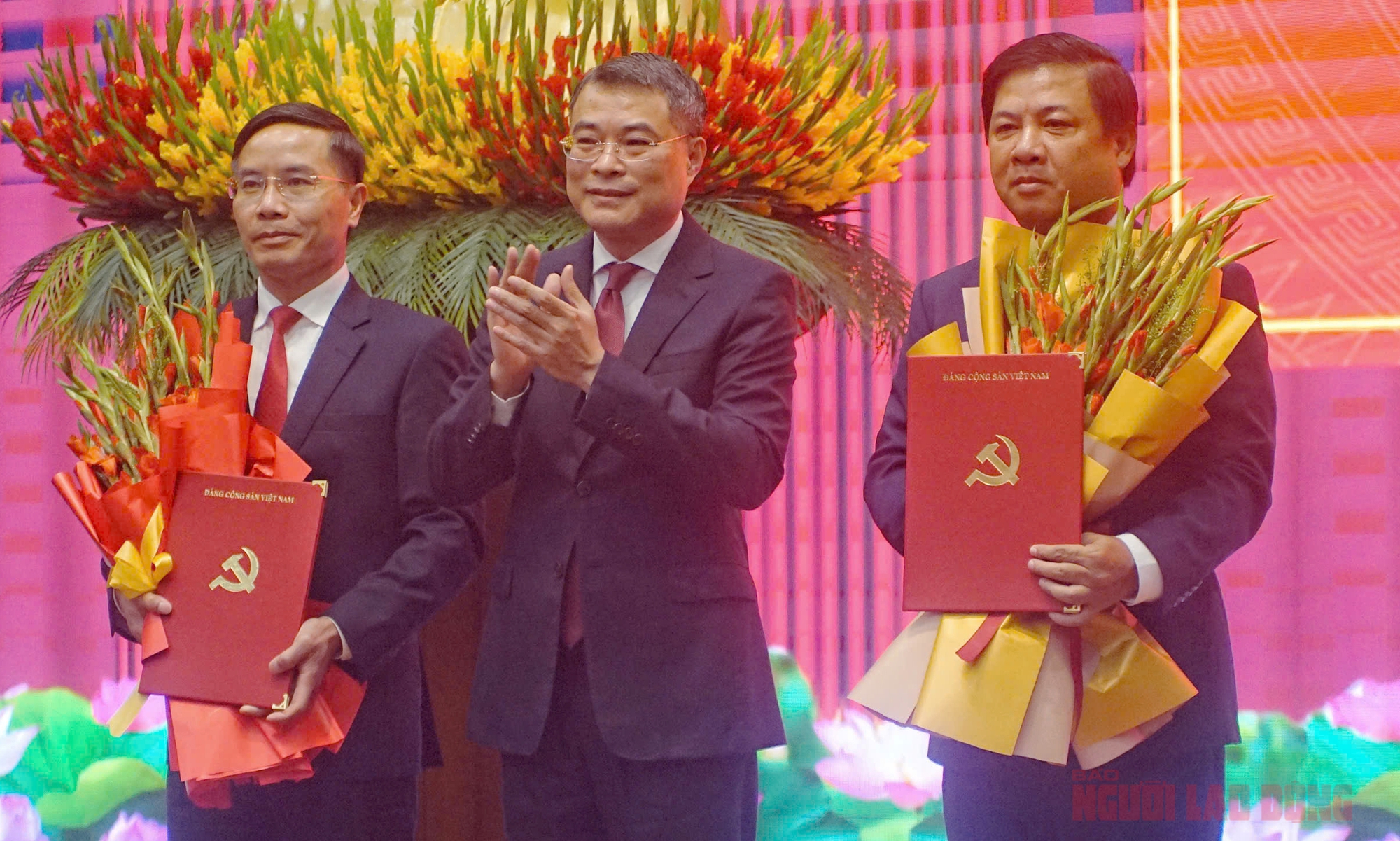 Công bố quyết định chỉ định Bí thư, giới thiệu nhân sự để bầu giữ chức Chủ tịch UBND TP Đà Nẵng- Ảnh 1.