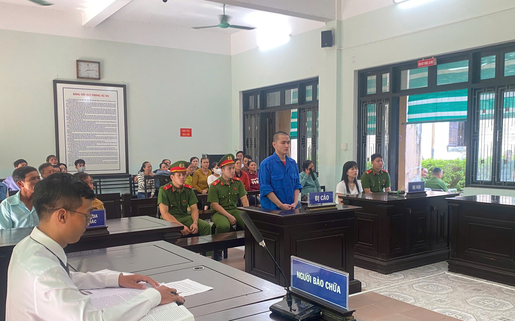 Nghĩ quẩn, người đàn ông ở TP Huế muốn được “giải thoát” cùng con gái 7 tháng tuổi 
