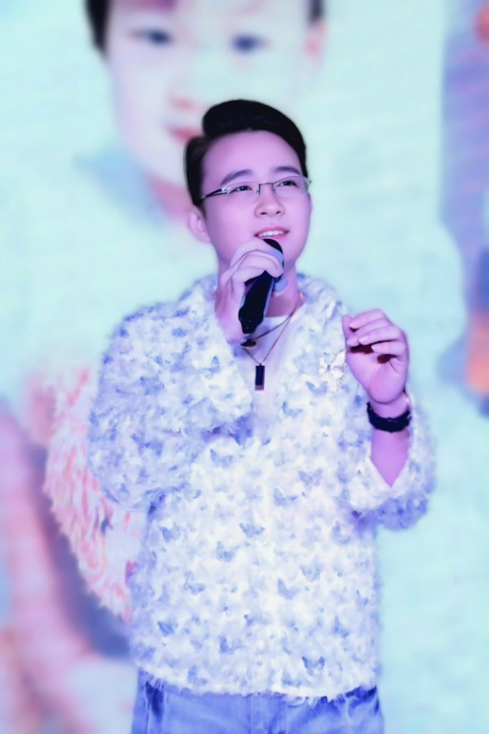 Nha sĩ, ca sĩ Phạm Kỳ Anh: Hát phục vụ cộng đồng- Ảnh 4.
