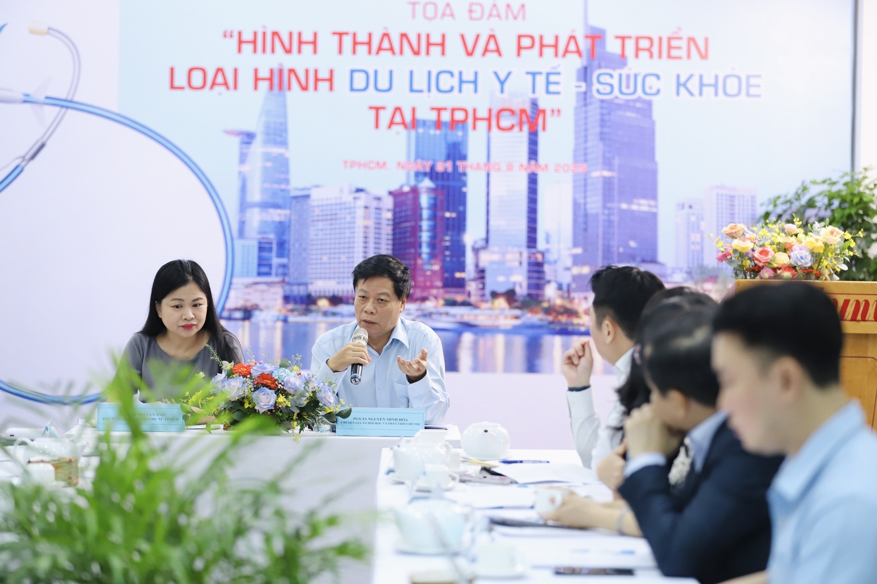 Awakening the medical tourism "goldmine" in Ho Chi Minh City- Ảnh 1.
