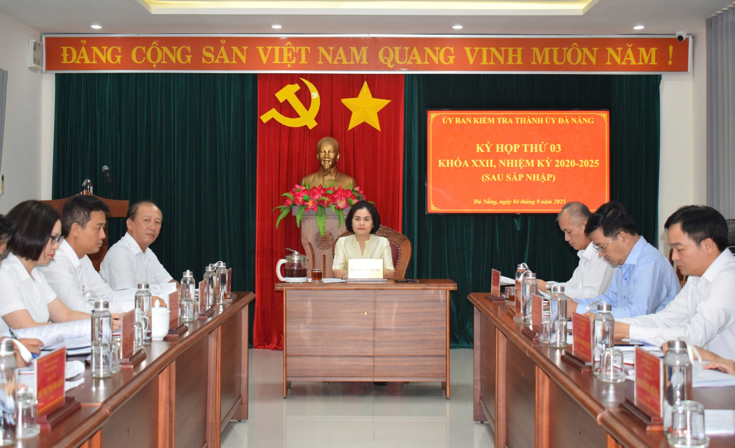 Đà Nẵng khai trừ đảng nguyên chủ tịch xã và 3 cựu cán bộ huyện- Ảnh 1.