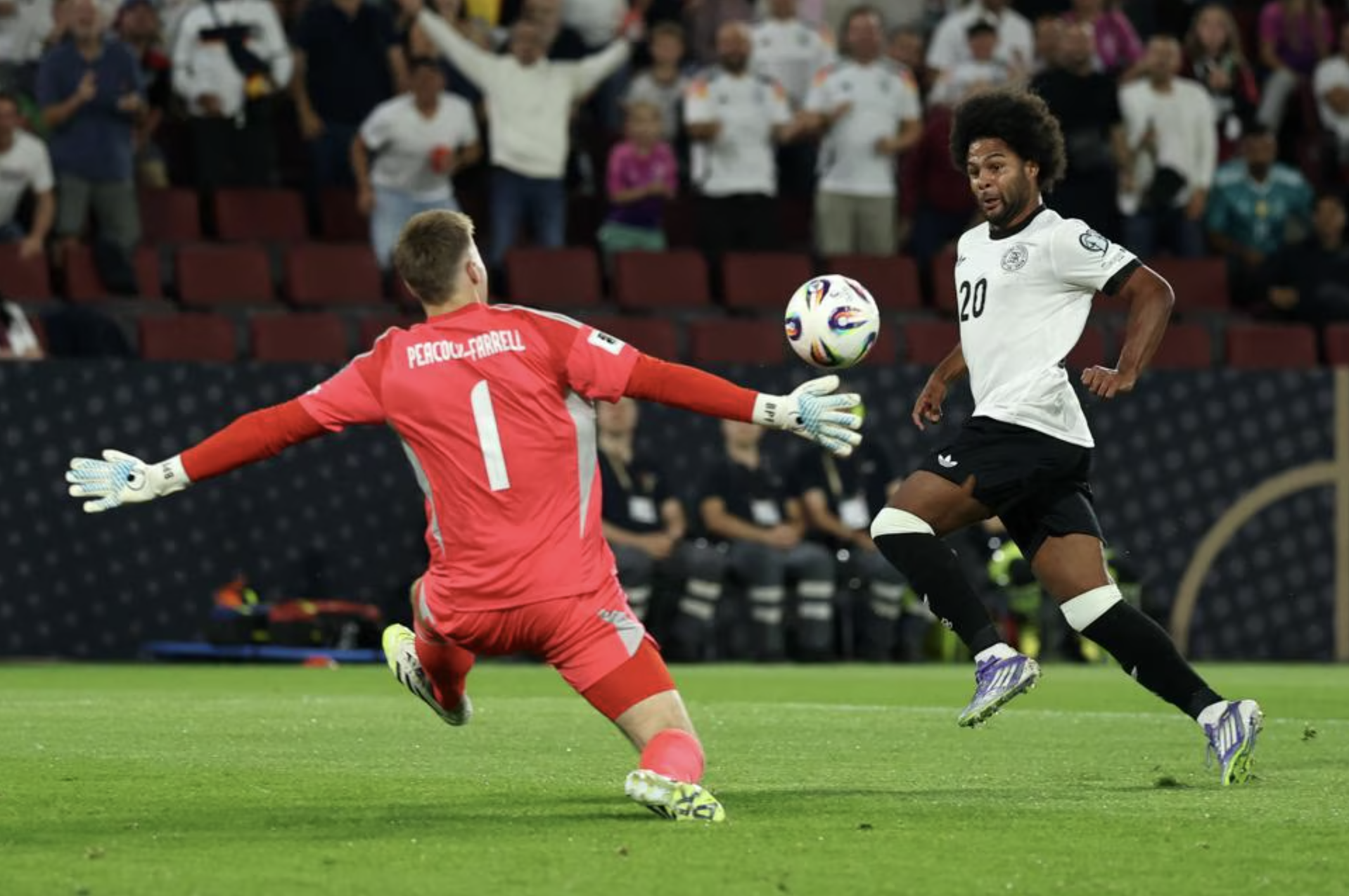 Tuyển Đức "vượt khó", sao Liverpool lập siêu phẩm thắng Bắc Ireland vòng loại World Cup- Ảnh 1.