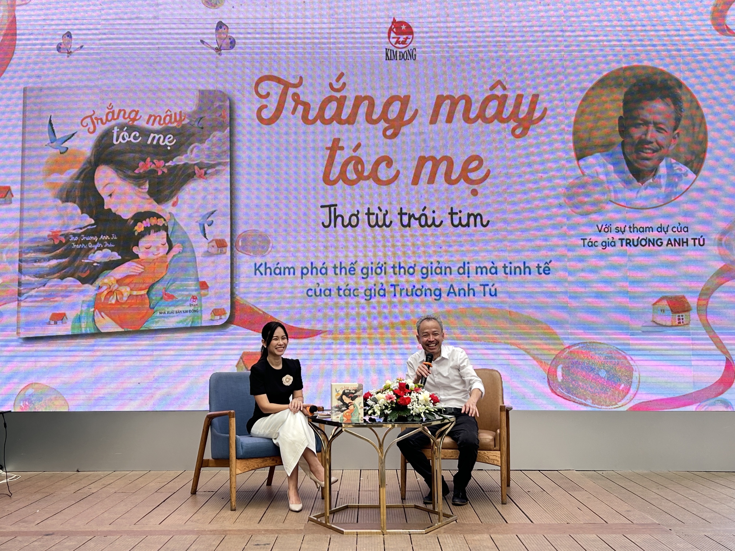 Vẻ đẹp trong veo trong "Trắng m&acirc;y t&oacute;c mẹ" - Ảnh 1.