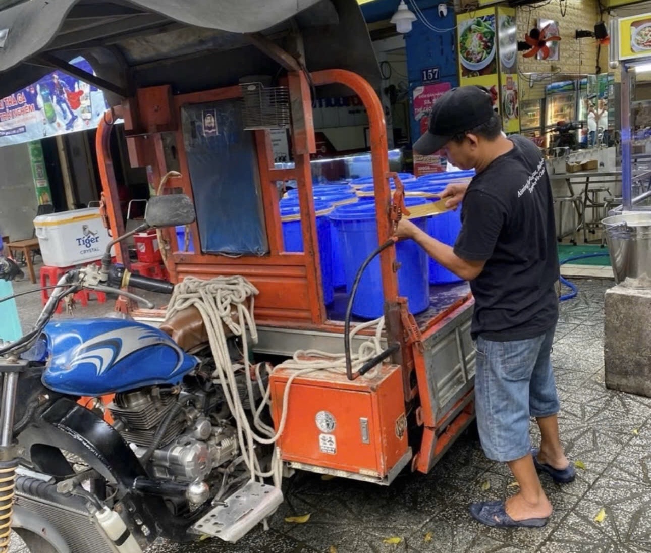 Căn hộ của Ph&oacute; Chủ tịch Hiệp hội bất động sản TP HCM bị cắt nước suốt 8 th&aacute;ng- Ảnh 5.