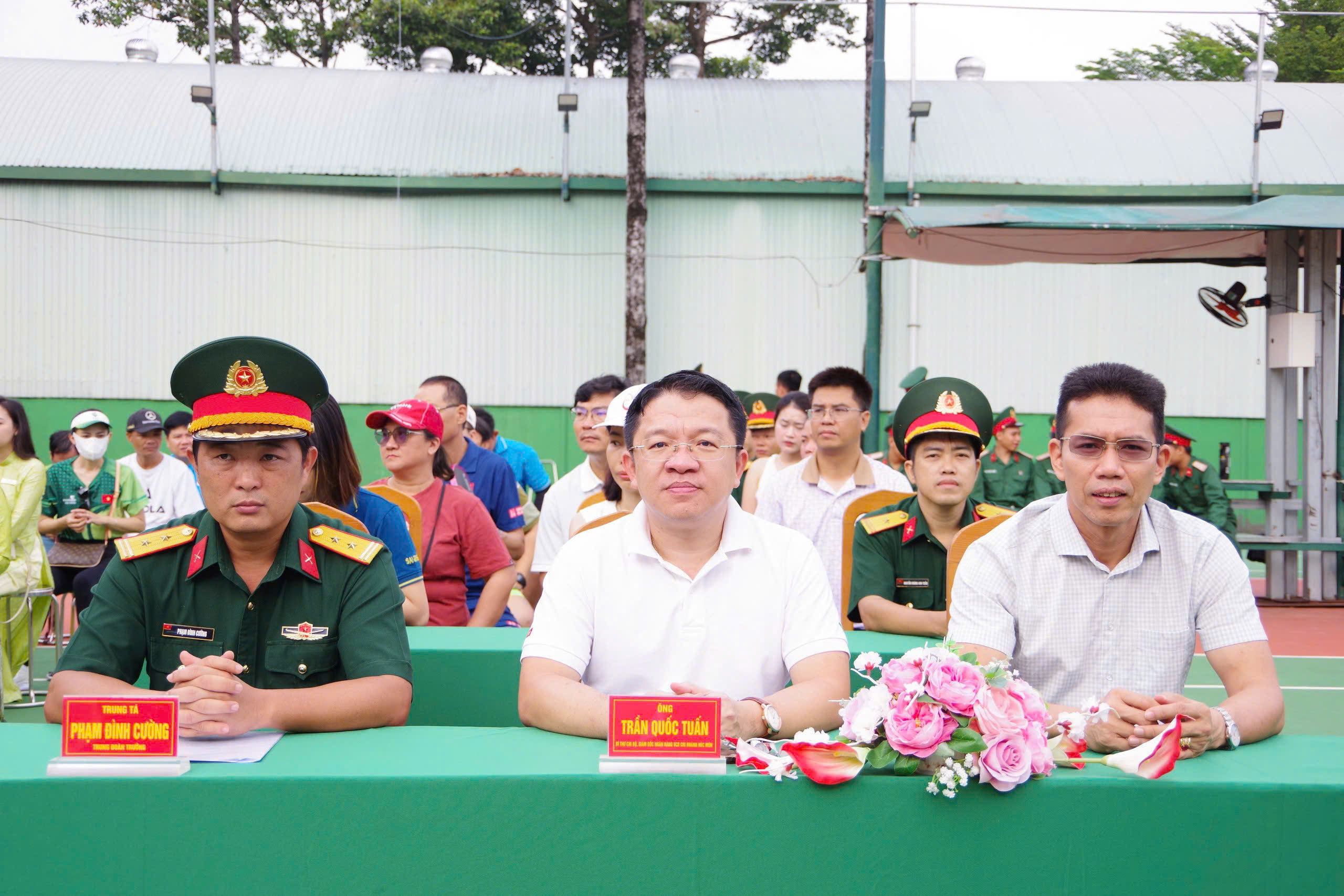 Trung đo&agrave;n Gia Định: Kh&iacute; thế mới từ những hội thao &yacute; nghĩa  - Ảnh 4.
