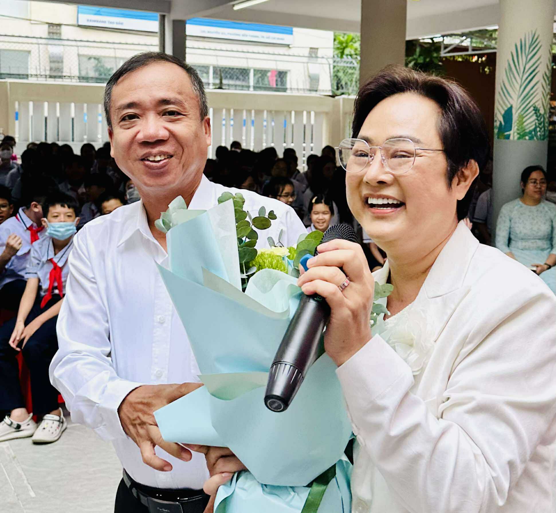 "S&acirc;n khấu học đường" khởi động tại TP HCM: Lan tỏa t&igrave;nh y&ecirc;u &acirc;m nhạc v&agrave; nghệ thuật d&acirc;n tộc- Ảnh 6.