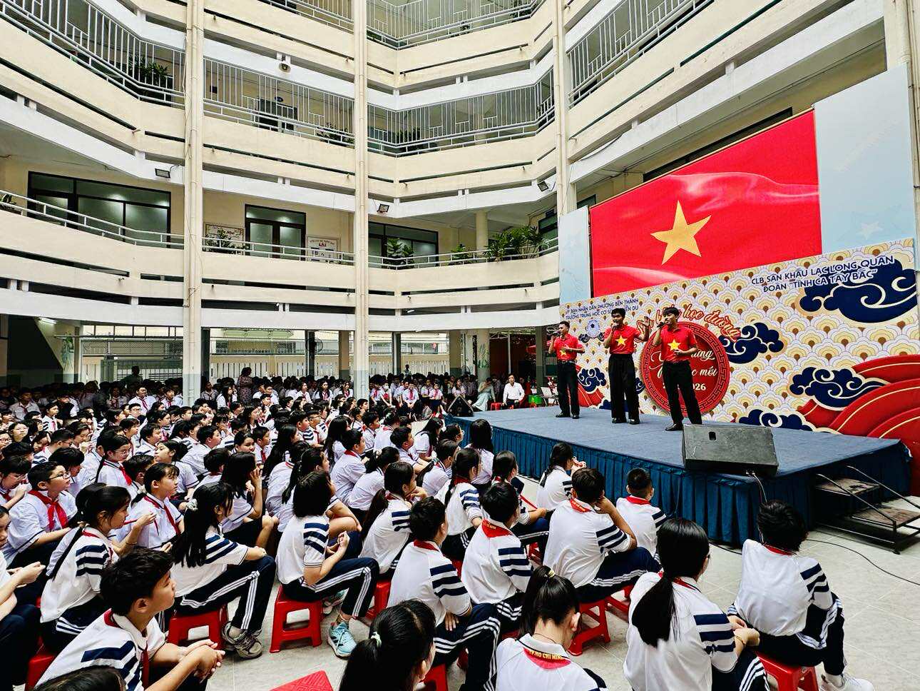 "S&acirc;n khấu học đường" khởi động tại TP HCM: Lan tỏa t&igrave;nh y&ecirc;u &acirc;m nhạc v&agrave; nghệ thuật d&acirc;n tộc- Ảnh 12.