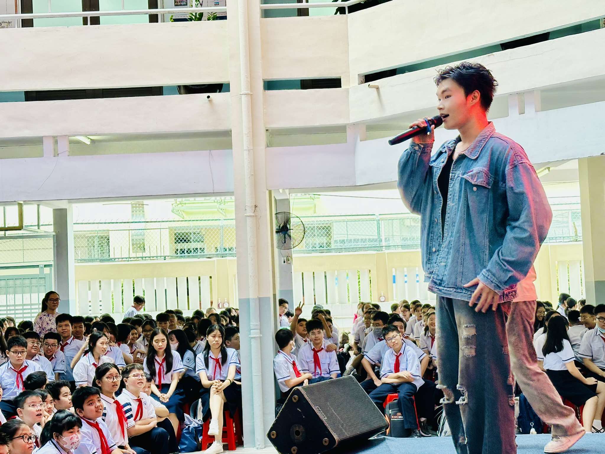 "S&acirc;n khấu học đường" khởi động tại TP HCM: Lan tỏa t&igrave;nh y&ecirc;u &acirc;m nhạc v&agrave; nghệ thuật d&acirc;n tộc- Ảnh 8.