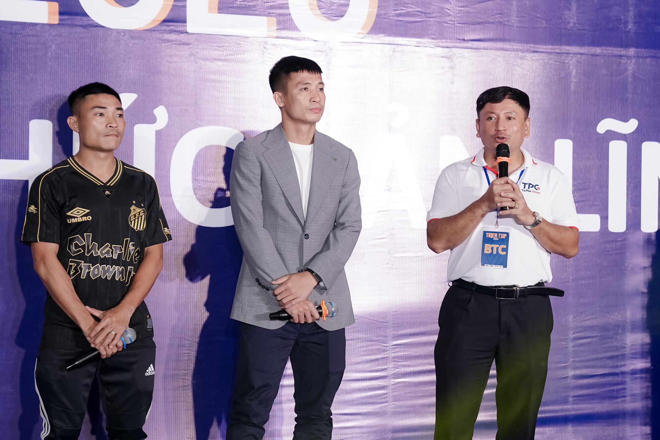 Tony Bình Dương giành cú đúp danh hiệu ở sân chơi “trong lồng” Tiger Cup 2025- Ảnh 3.