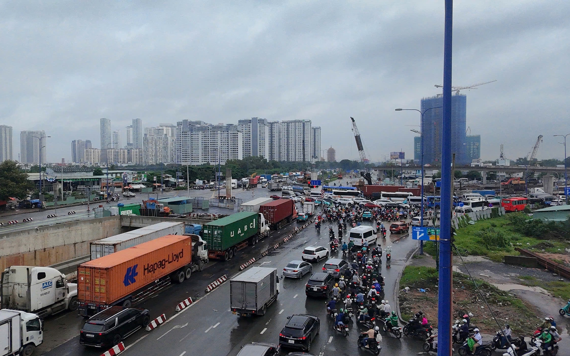 Vun bồi sức mạnh cho siêu đô thị (*): Thông đường, mở lối