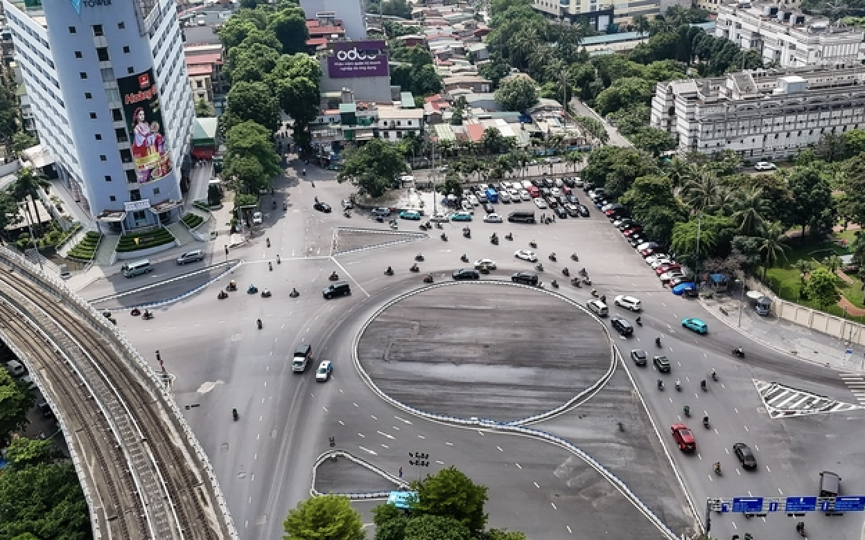 Hà Nội cấm xe máy xăng Vành đai 1 từ tháng 7-2026: Đề xuất 115 vị trí lắp đặt trạm sạc