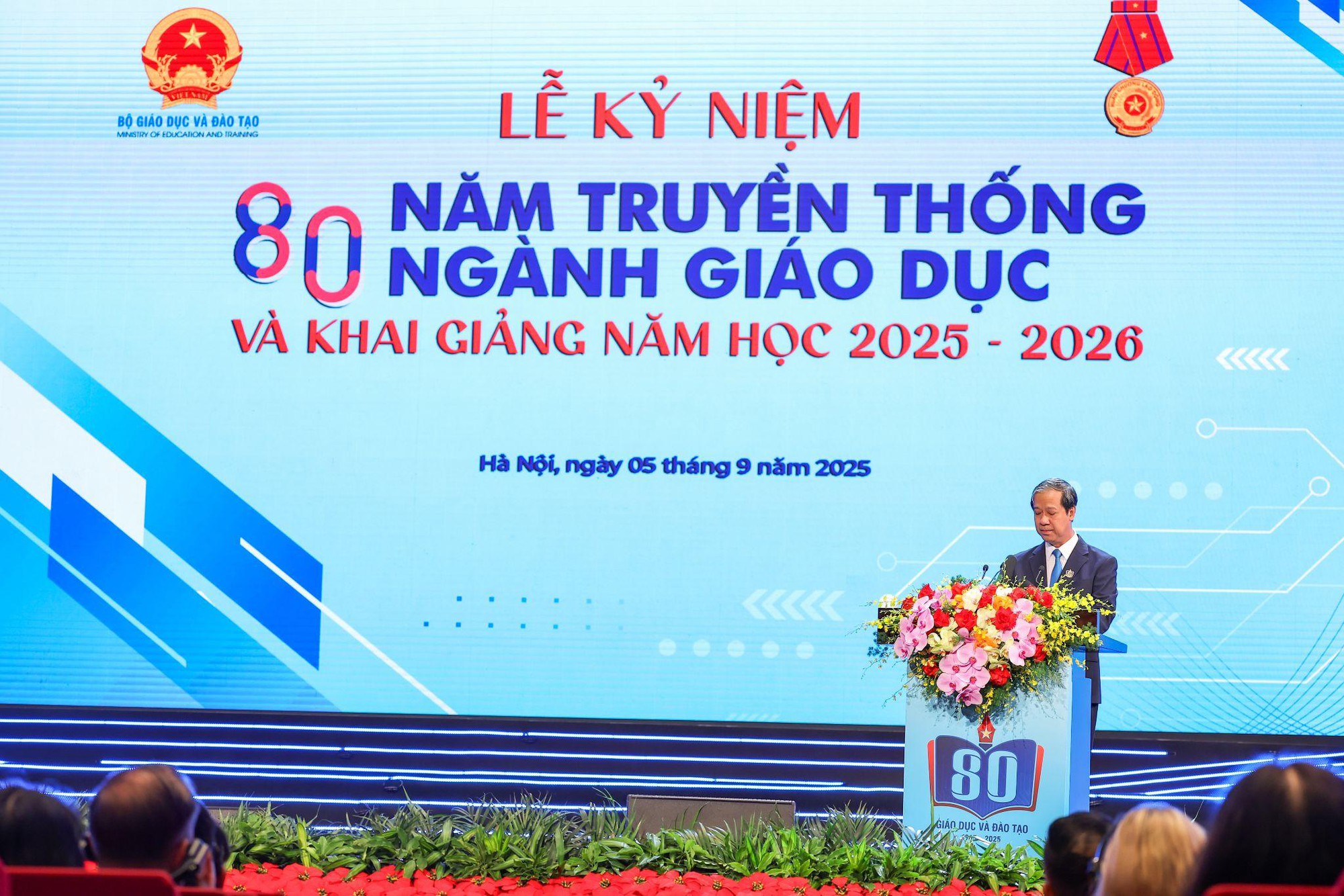 Lễ kỷ niệm 80 năm truyền thống ng&agrave;nh Gi&aacute;o dục v&agrave; khai giảng năm học 2025 - 2026- Ảnh 2.