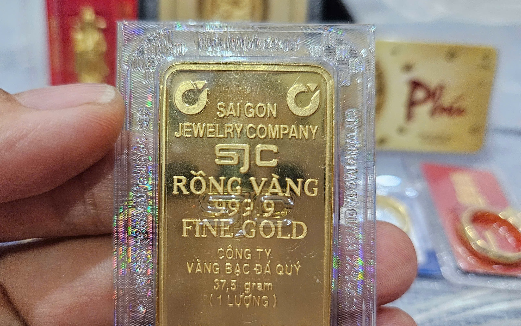 Chiều 8-9, giá vàng lần đầu vượt 3.600 USD - Ảnh 2.