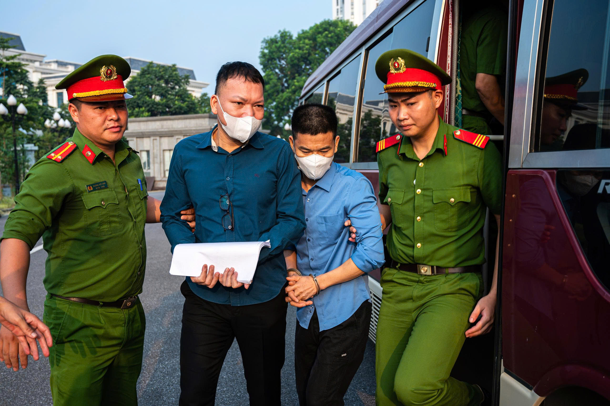 Cựu phó Chủ nhiệm Văn phòng Quốc hội, cựu Trợ lý Chủ tịch Quốc hội hầu toà - Ảnh 5.
