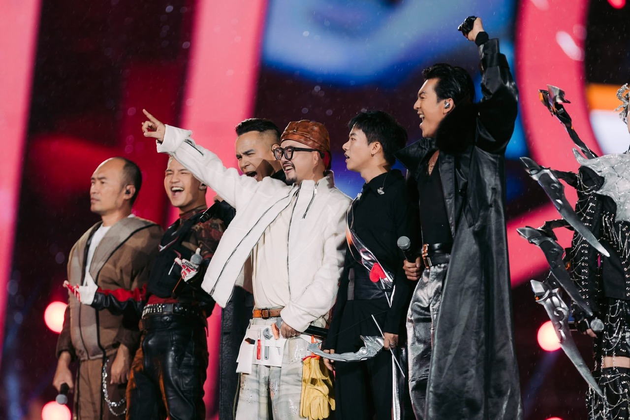 Khép lại hành trình rực rỡ của chuỗi concert "Anh trai vượt ngàn chông gai"- Ảnh 6.