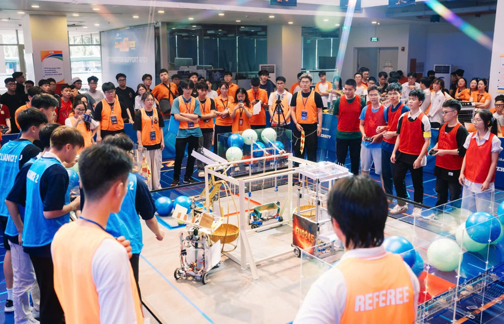 Ph&aacute;t triển nguồn nh&acirc;n lực: Khẩn trương, b&agrave;i bản- Ảnh 1.