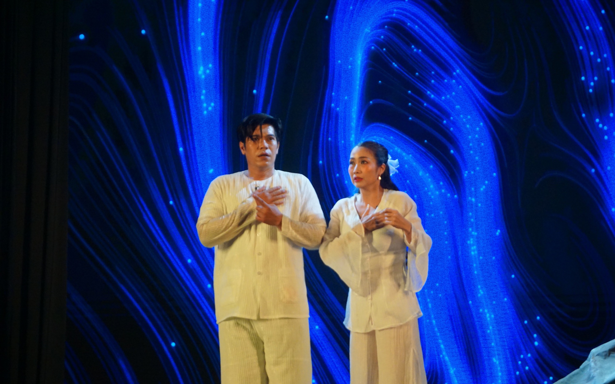 Ốc Thanh Vân khen ngợi "hồng hài nhi" Trần Ngọc Vàng - Ảnh 7.