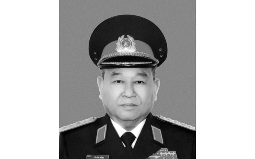 L&atilde;nh đạo, nguy&ecirc;n l&atilde;nh đạo Trung ương v&agrave; TPHCM đến viếng Đại tướng L&ecirc; Văn Dũng - Ảnh 3.