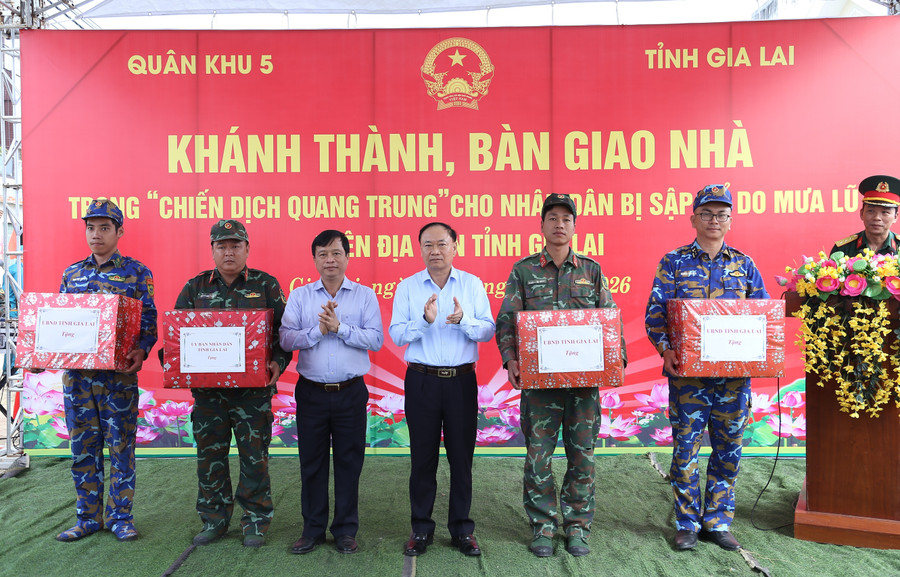 B&agrave;n giao gần 350 căn nh&agrave; trong &ldquo;Chiến dịch Quang Trung&rdquo; cho người d&acirc;n Gia Lai, Đ&agrave; Nẵng, Đắk Lắk - Ảnh 2.