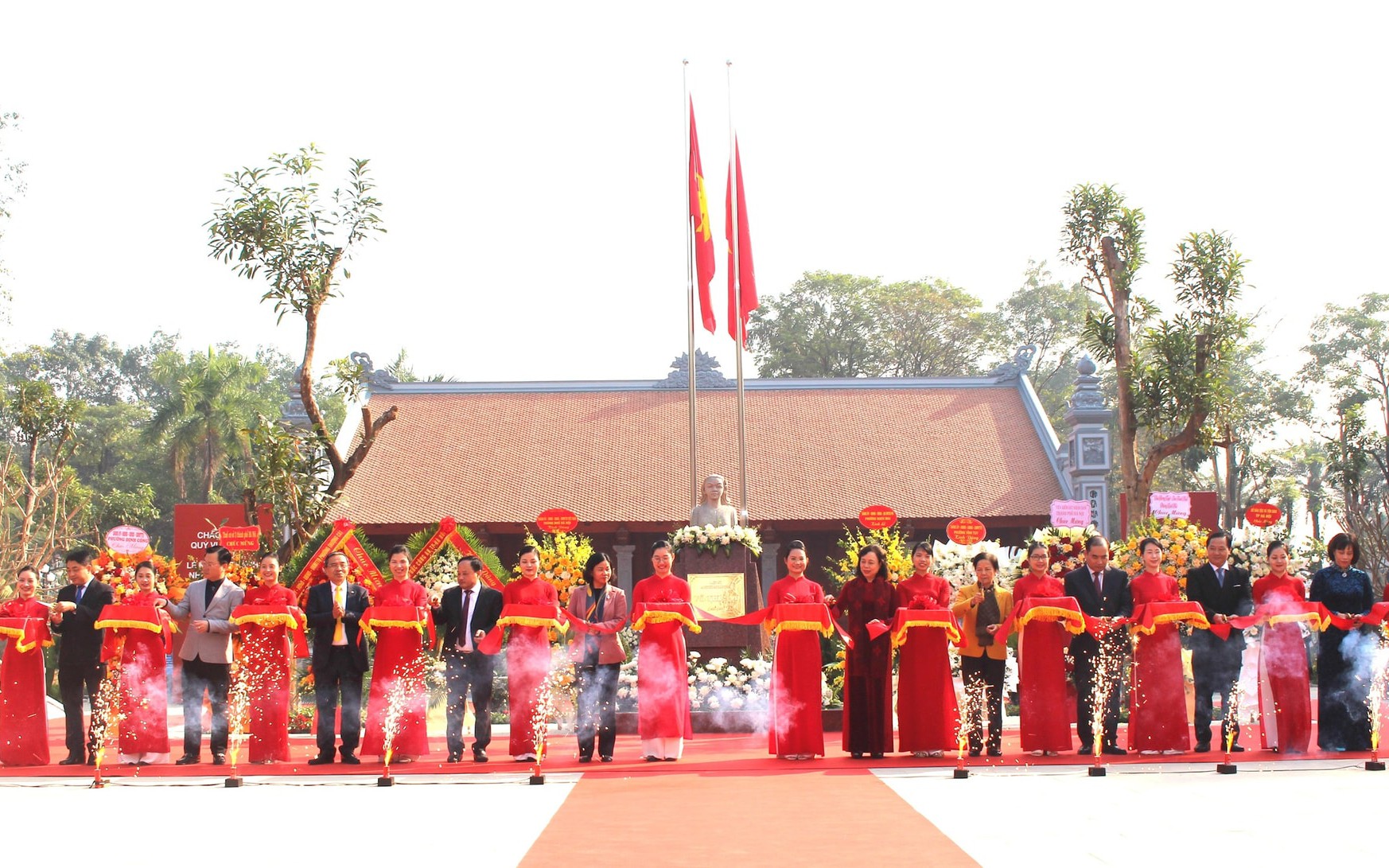 Khánh thành Nhà trưng bày Anh hùng Võ Thị Sáu