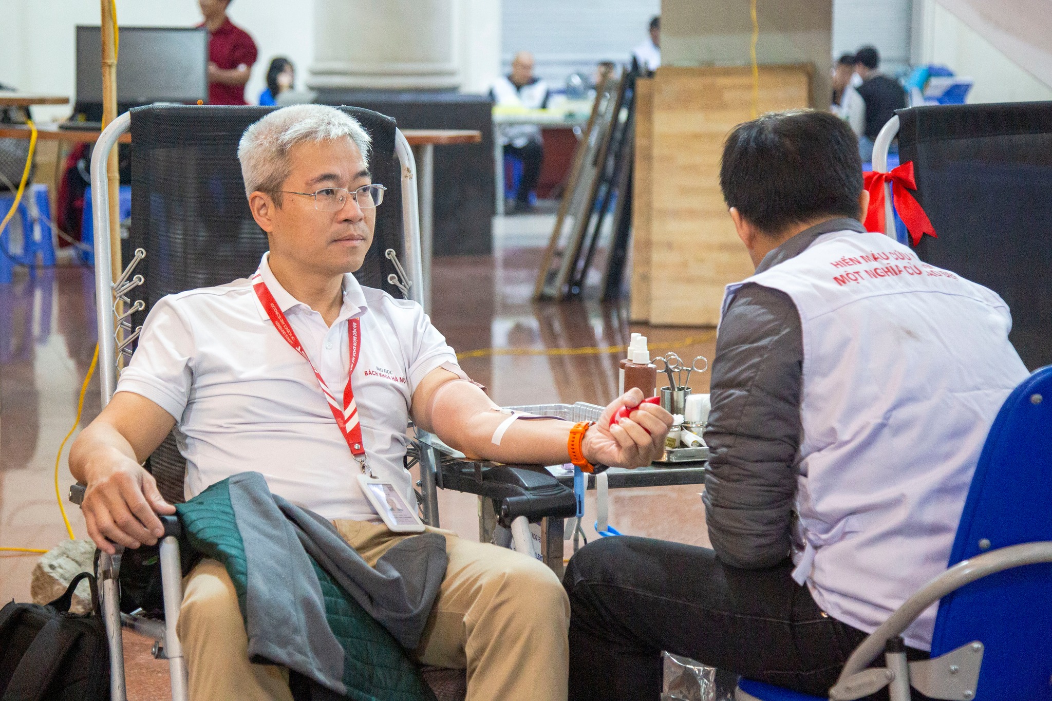 Điều đặc biệt trong Chủ nhật Đỏ tại Đại học B&aacute;ch khoa H&agrave; Nội - Ảnh 15.