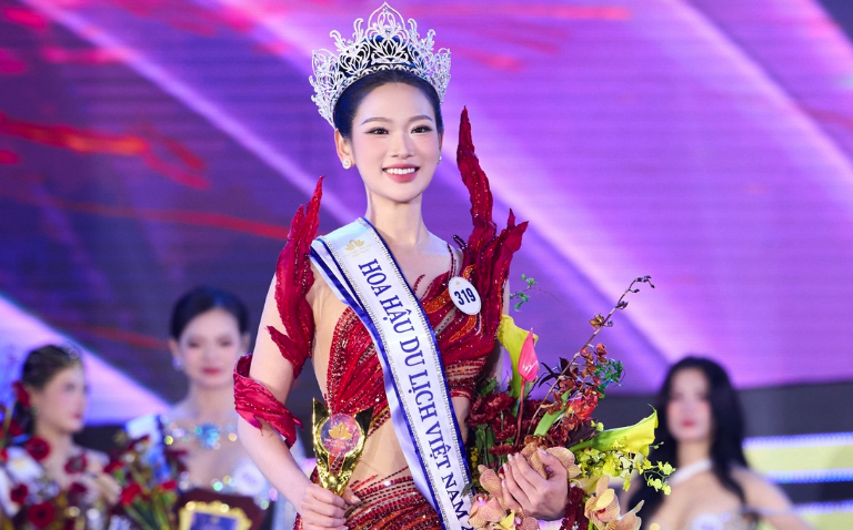 Nhan sắc thiếu nữ Hà Nội đăng quang Hoa hậu Du lịch Việt Nam 2026 - Ảnh 1.