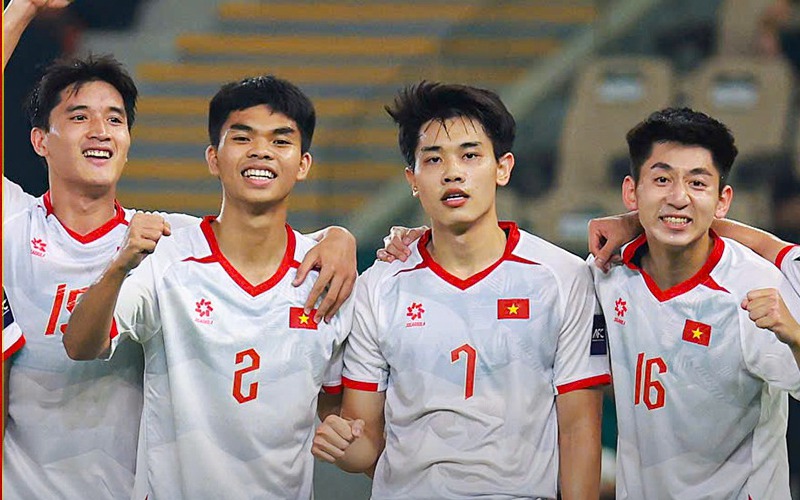 Truyền thông Hàn thán phục ông Kim về tài dụng binh với U23 Việt Nam - Ảnh 3.