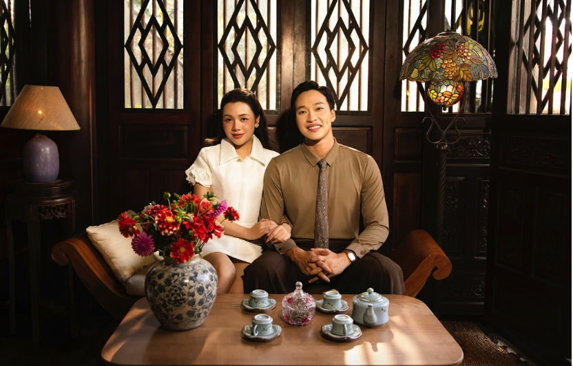 Cặp đôi Lâm Thanh Nhã - Vũ Thùy Linh giới thiệu phong tục cưới hỏi ba miền - Ảnh 2.