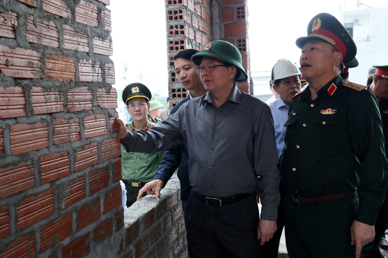 Phó Thủ tướng Hồ Quốc Dũng: Gia Lai phải hoàn thành nhà ở cho dân trước 15-1 - Ảnh 1.