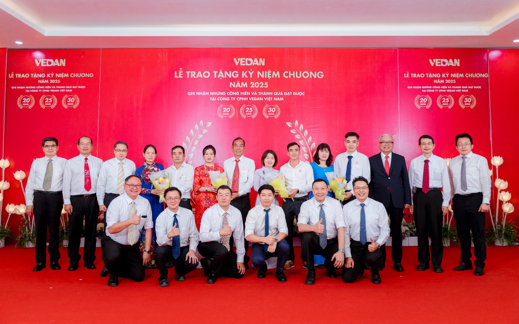 Vedan Việt Nam trao kỷ niệm chương tri ân nhân viên gắn bó 20, 25 và 30 năm