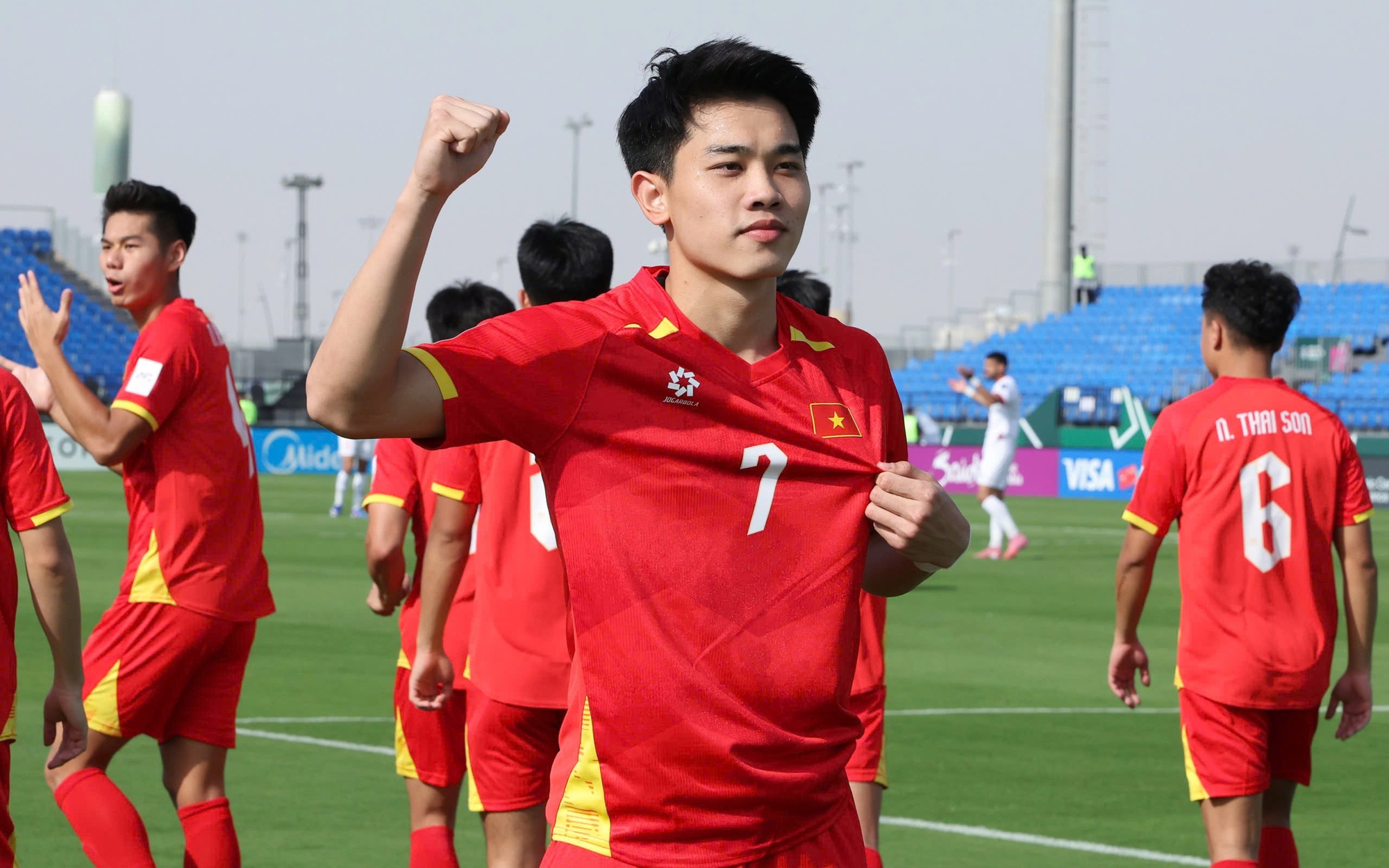 Đình Bắc lập công, U23 Việt Nam thắng đẹp đội chủ nhà