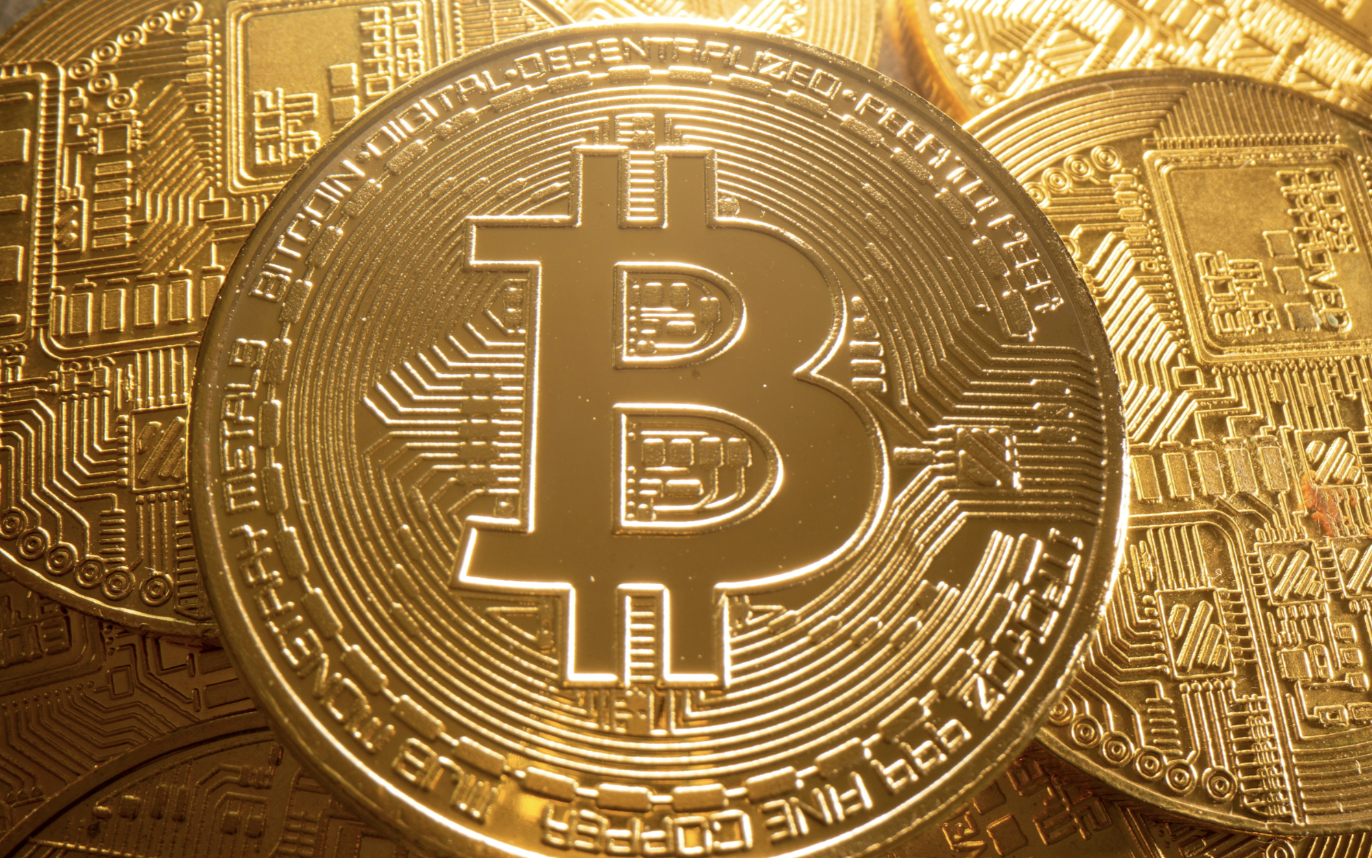 Thị trường tiền số hôm nay, 13-1: Bitcoin quay lại đường đua lớn