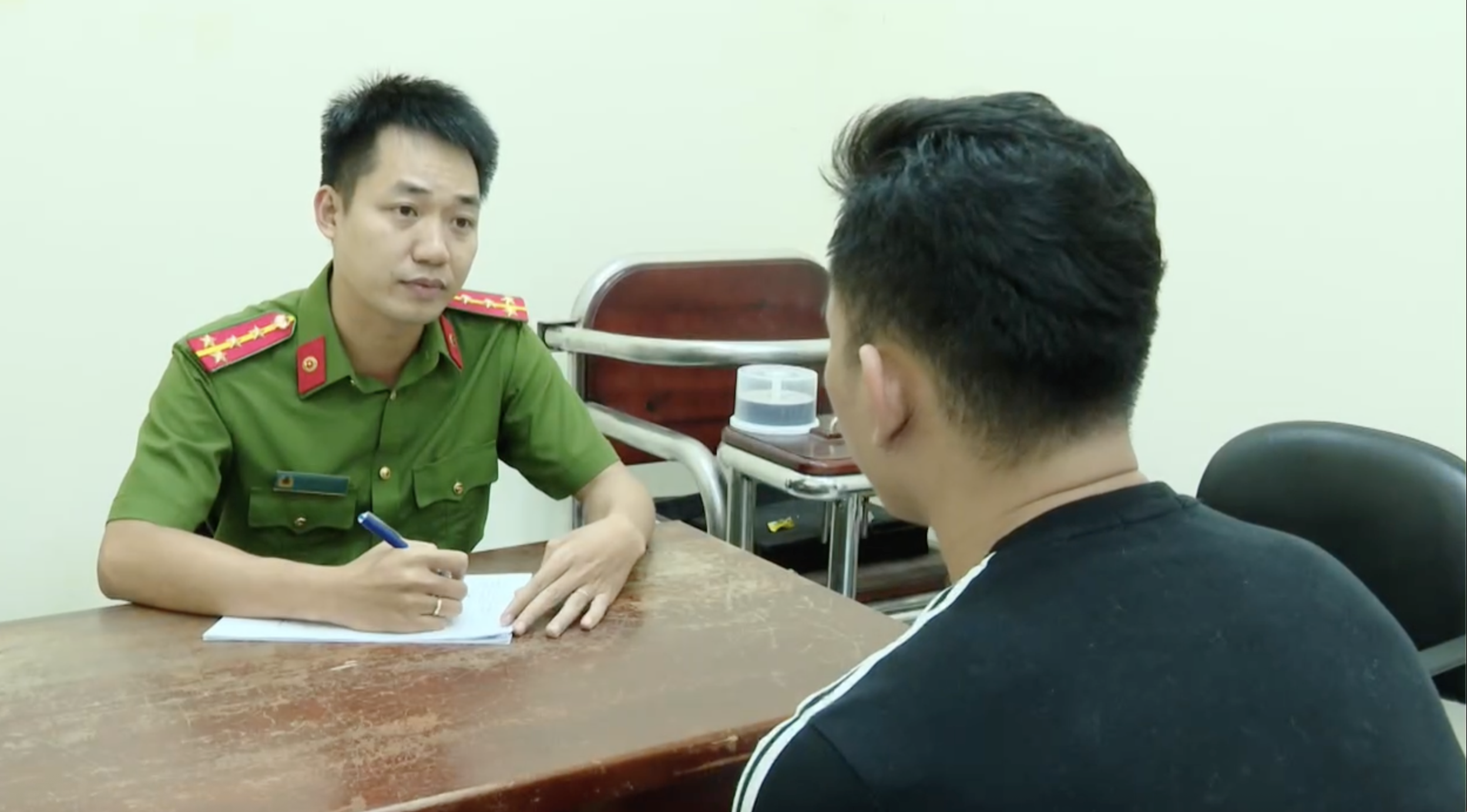 Công an TPHCM thông tin chính thức vụ náo loạn ở cầu Xáng - Ảnh 6.