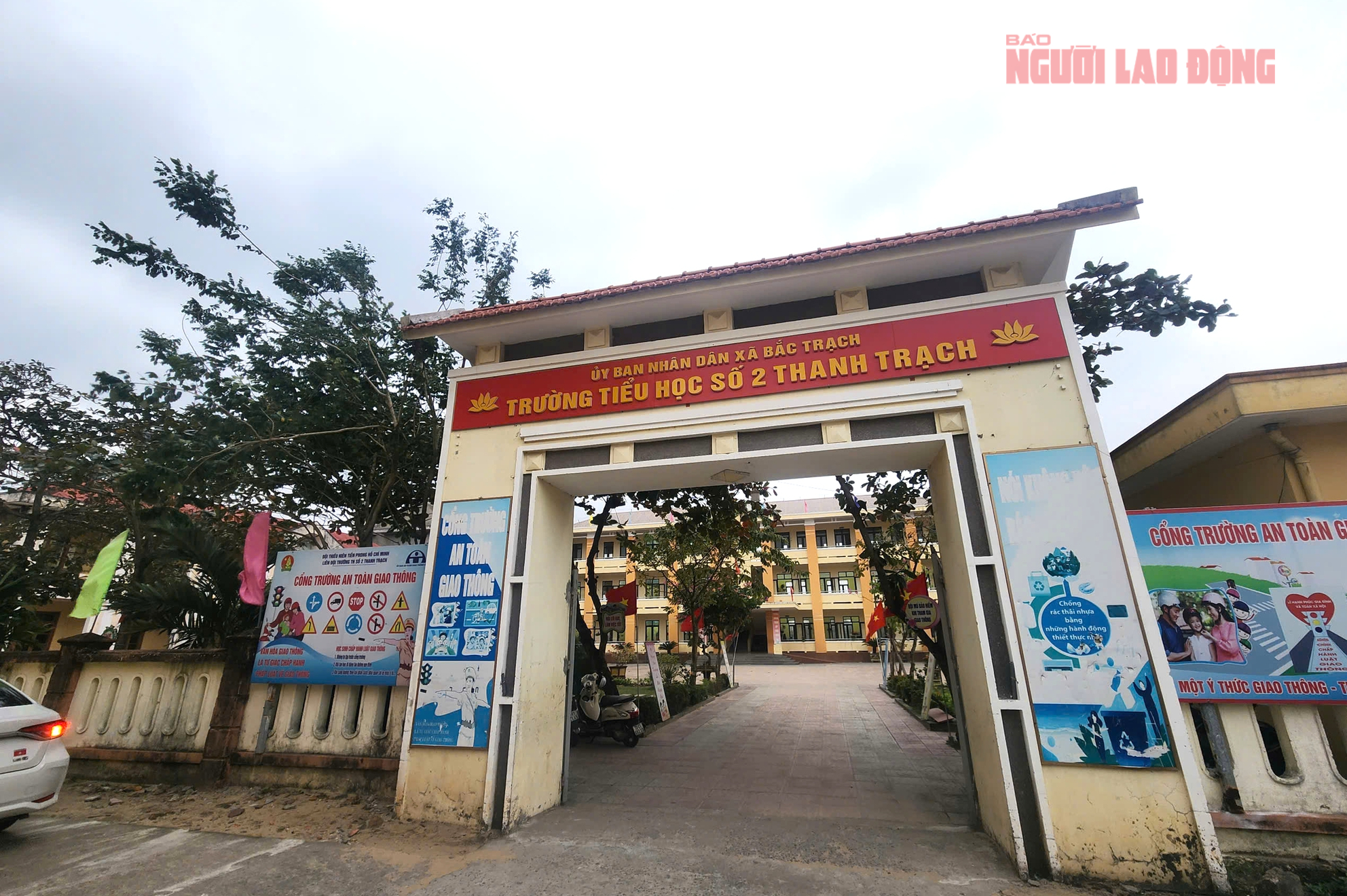 Giảng dạy "không lịch", Hiệu trưởng và Hiệu phó vẫn hưởng phụ cấp đều đặn 35%? - Ảnh 1.