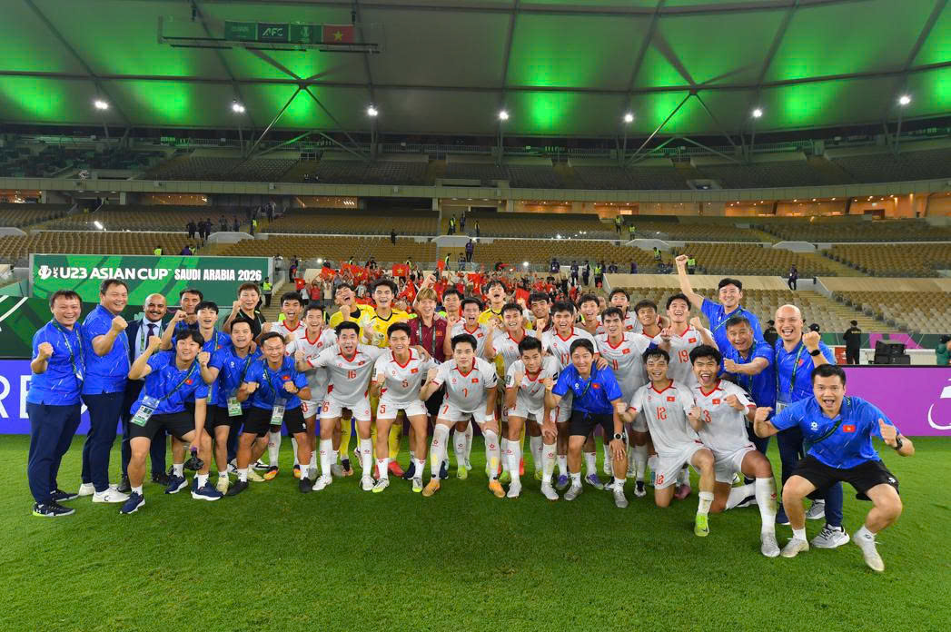 Truyền th&ocirc;ng khu vực đồng loạt &ldquo;ngả mũ&rdquo; trước U23 Việt Nam - Ảnh 3.