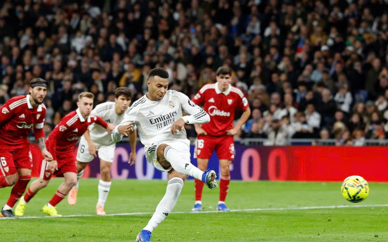 Real Madrid gục ngã phút bù giờ tại La Liga - Ảnh 4.