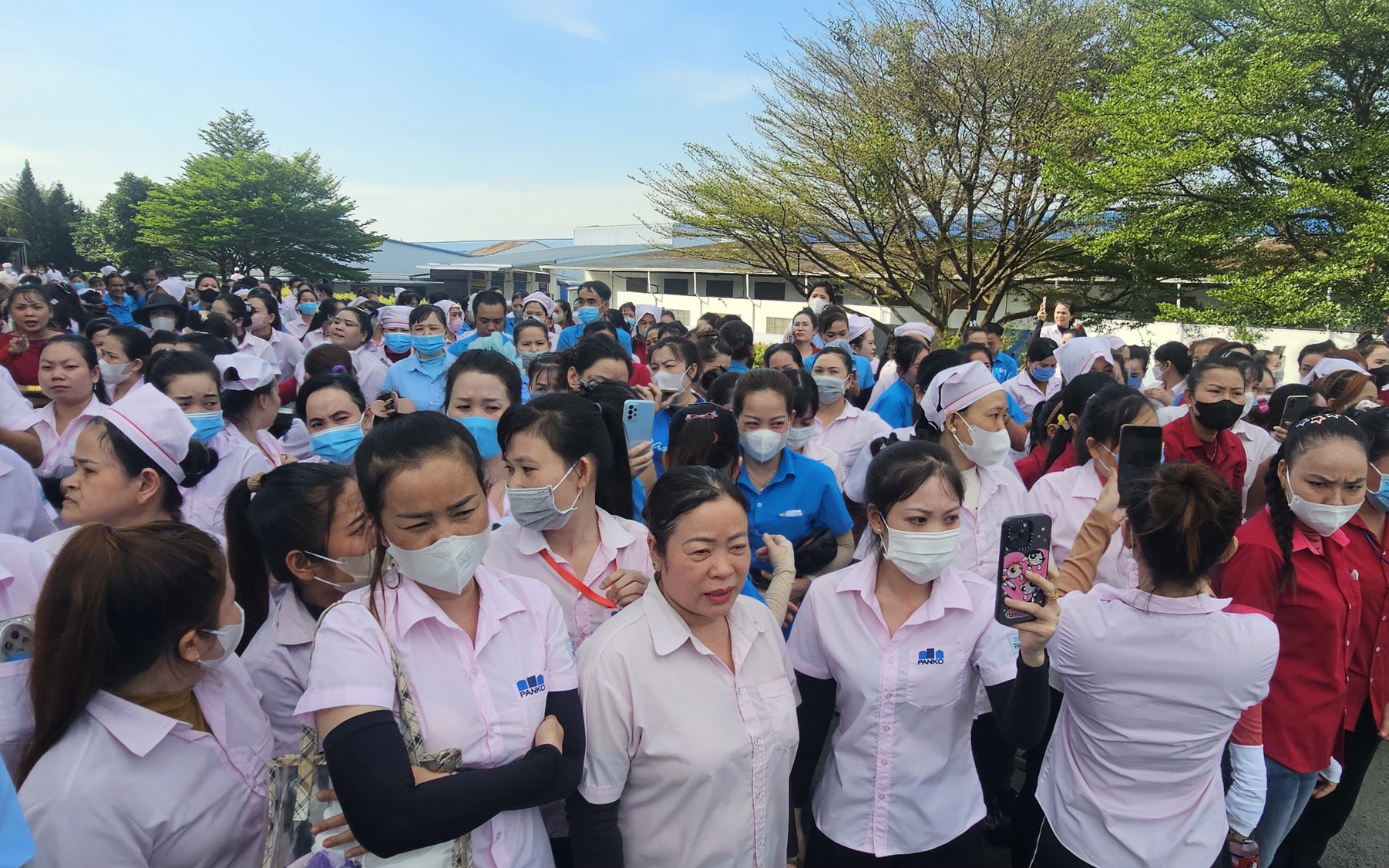 Vụ Công ty TNHH Panko Vina ngưng hoạt động: LĐLĐ TPHCM hỗ trợ mỗi công nhân 1 triệu đồng