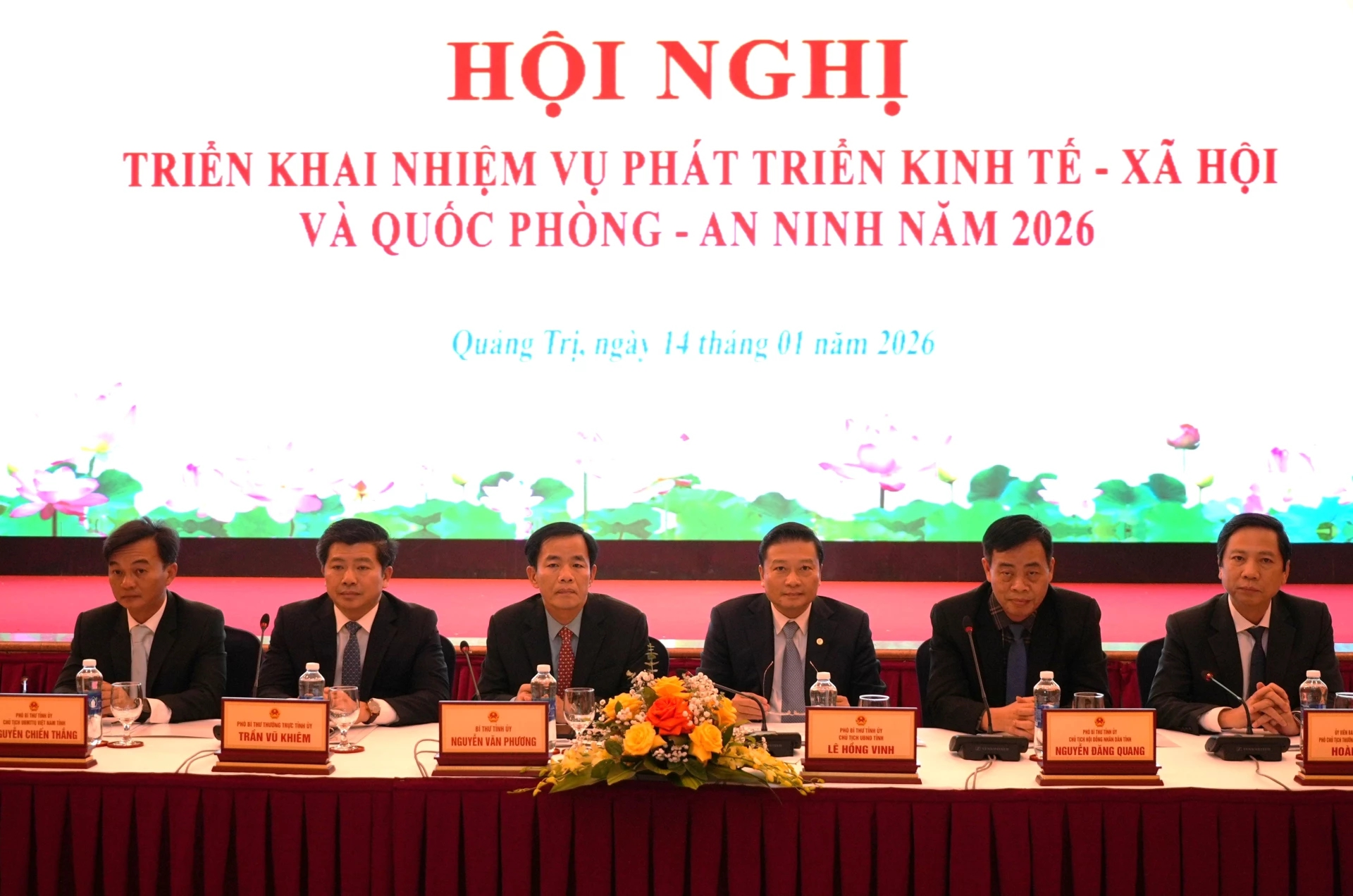 Bí thư Quảng Trị: Tăng trưởng 10% là thách thức nhưng phải làm được (!) - Ảnh 1.
