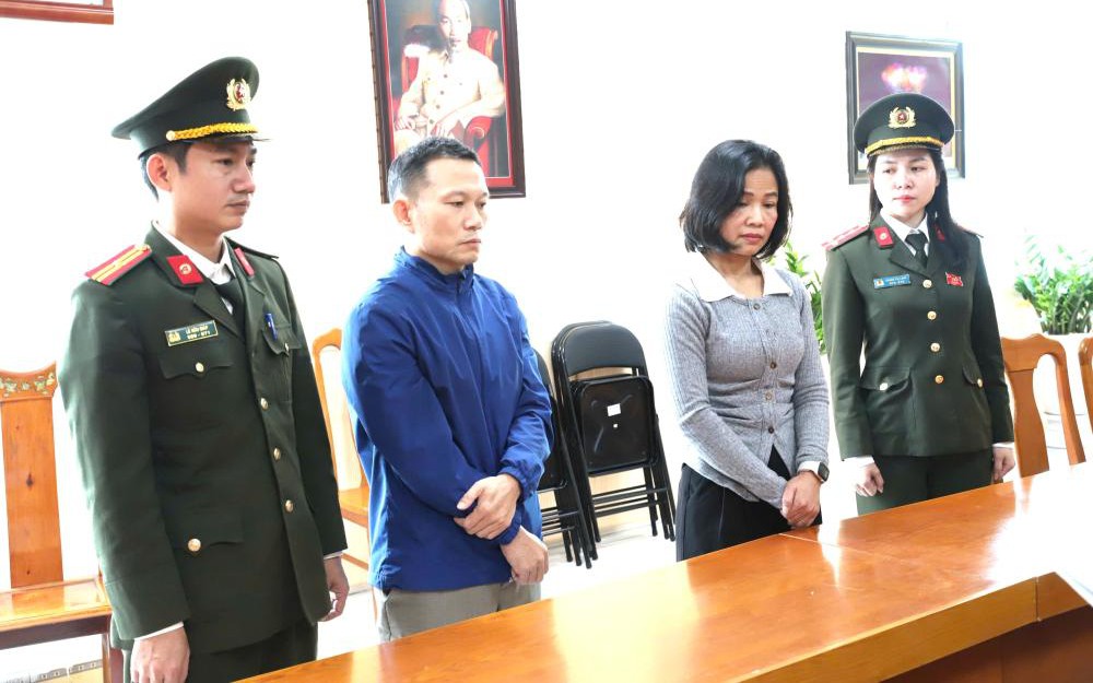 Giám đốc trung tâm ở Hà Tĩnh cùng thuộc cấp chiếm đoạt gần 640 triệu đồng